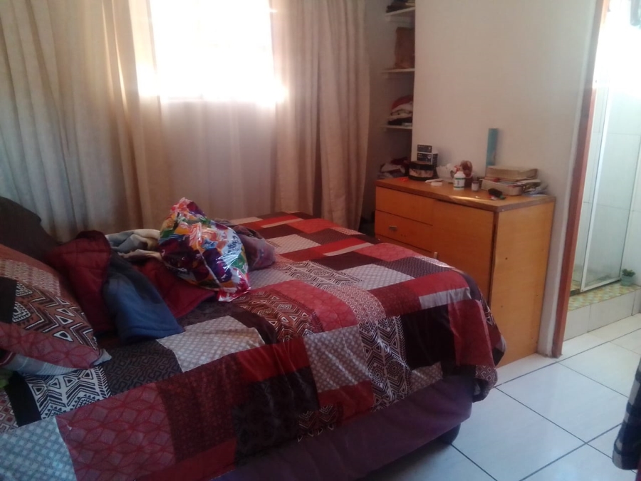 2 Bedroom Property for Sale in Kroonvale Eastern Cape